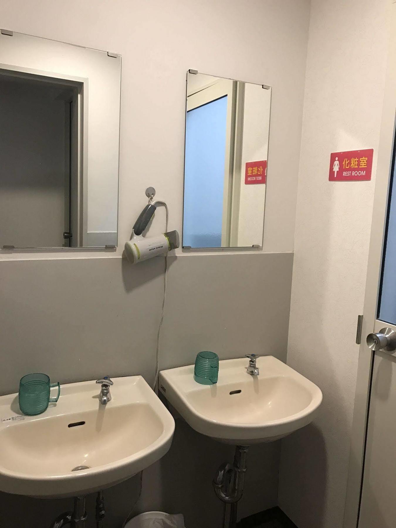 Super Conveniently Located The Guest House Hakodate Bay Exteriör bild